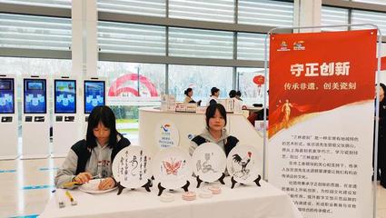 用文化志愿服務(wù)踐行雷鋒精神,浦東啟動(dòng)藝愛直通車"六進(jìn)"活動(dòng)